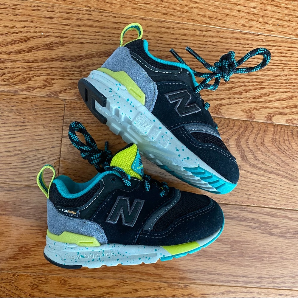 New Balance 997H